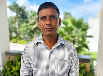 Mr. Karan Singh