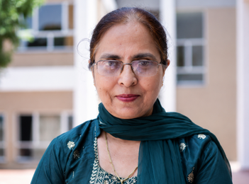 Dr. Manjeet Kaur